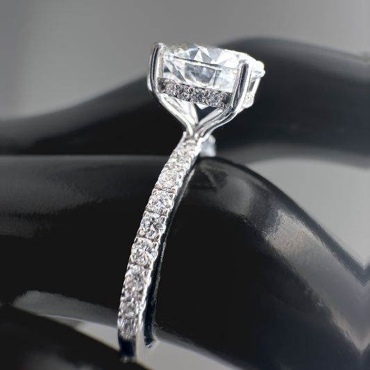 Engagement Ring: Full Glamour